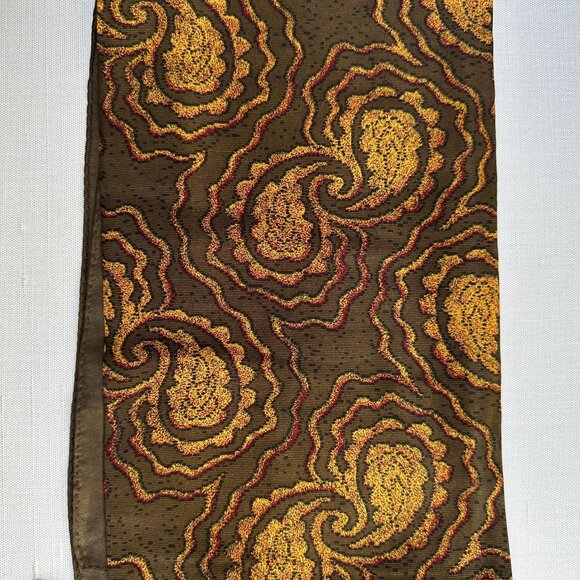 Anne Klein for Vera Silk Scarf NWOT Gold Paisley 11x50 Vintage - Picture 3 of 7